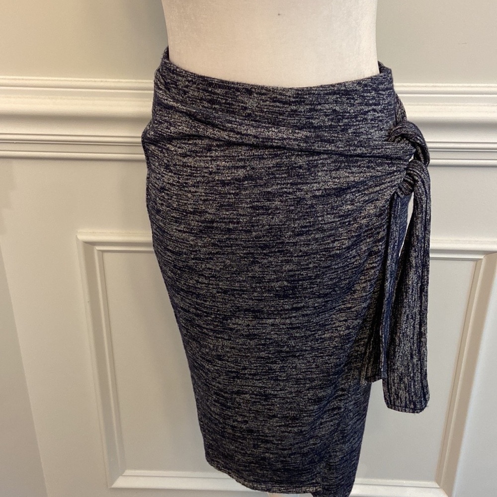 Gap skirt - Picture 2 of 8